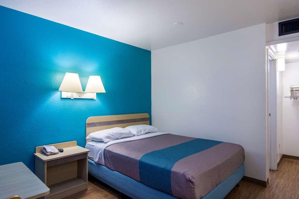 Motel 6-Sandston, Va - Richmond, Va Phòng bức ảnh
