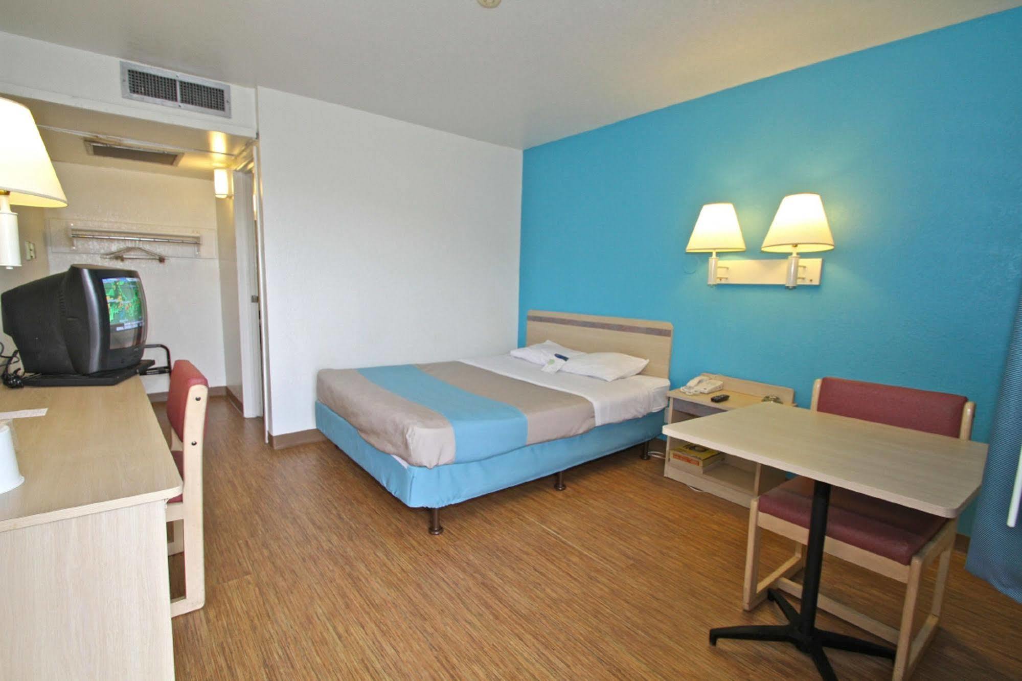 Motel 6-Sandston, Va - Richmond, Va Ngoại thất bức ảnh